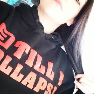 Meet your Posher, Kayla